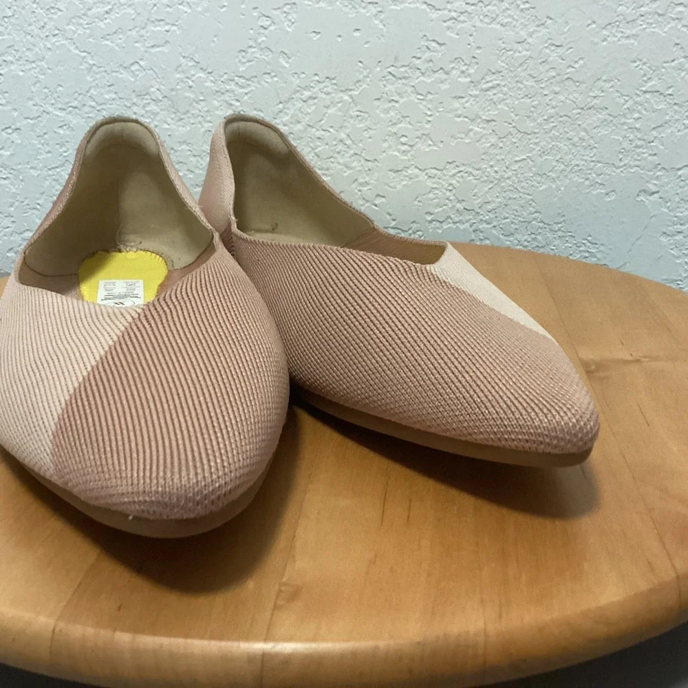 Vivaia Pointed Toe Flats Women Size 43 Blush Tan Colorblock‎ Sustainable Knit